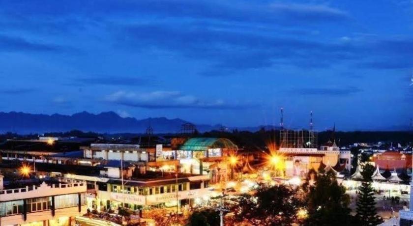 Hotel Benteng บูกิตติงกี ภายนอก รูปภาพ