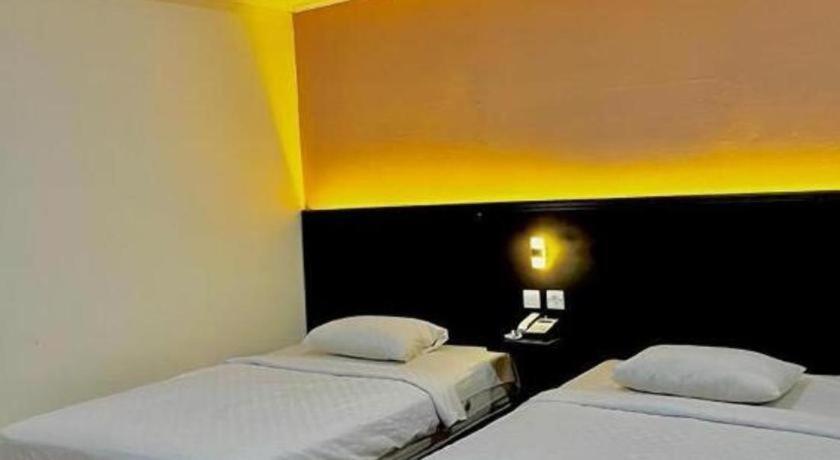 Hotel Benteng บูกิตติงกี ภายนอก รูปภาพ